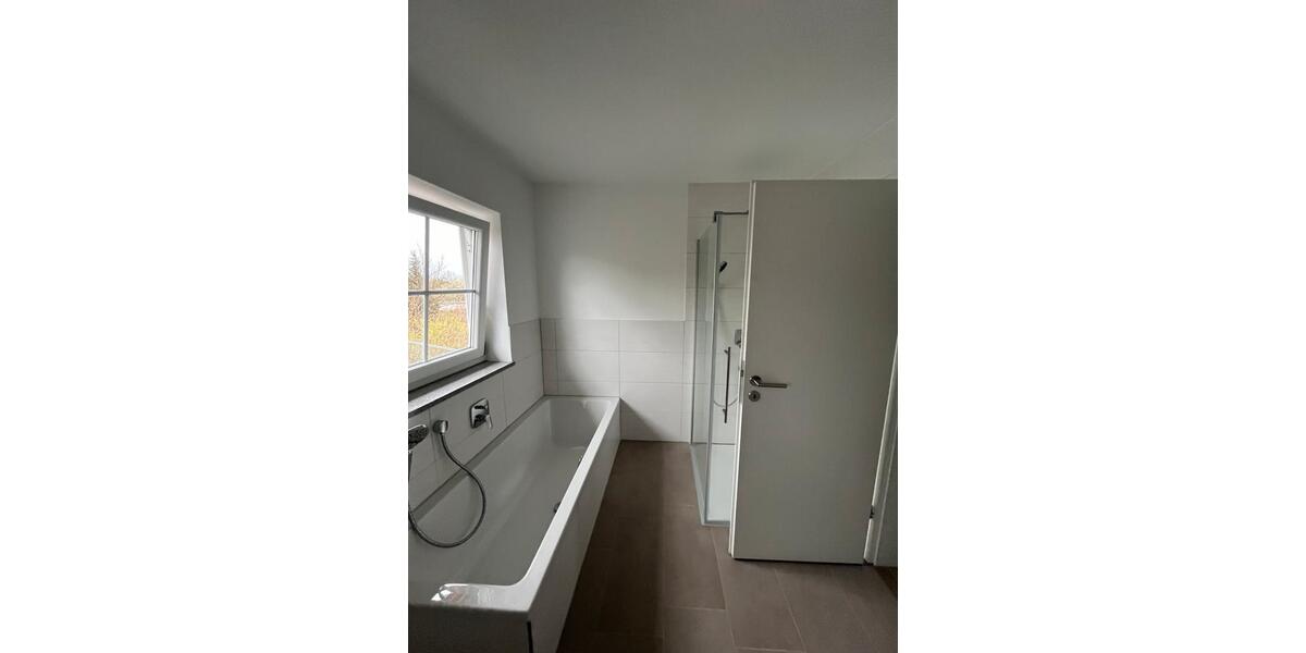 Etagenwohnung Neukirchen vorm Wald - 3 Zimmer, 95 m&sup2;, 800&euro; | Angebot:26618210