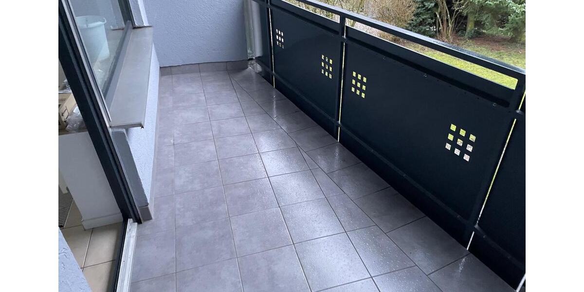 4 Zimmer Wohnung zu vermieten, zusätzlich Kellerraum und Garage 5 zimmer