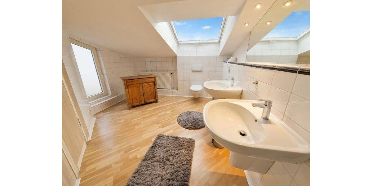 Etagenwohnung Braunschweig Westliches Ringgebiet - 3 Zimmer, 100 m&sup2;, 1.050&euro; | Angebot:26815798
