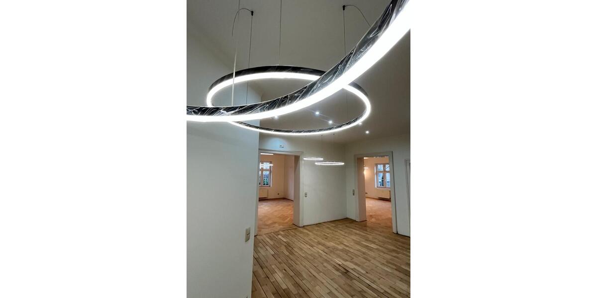 Erdgeschoßwohnung Neunkirchen - 5 Zimmer, 245 m&sup2;, 1.800&euro; | Angebot:24737206