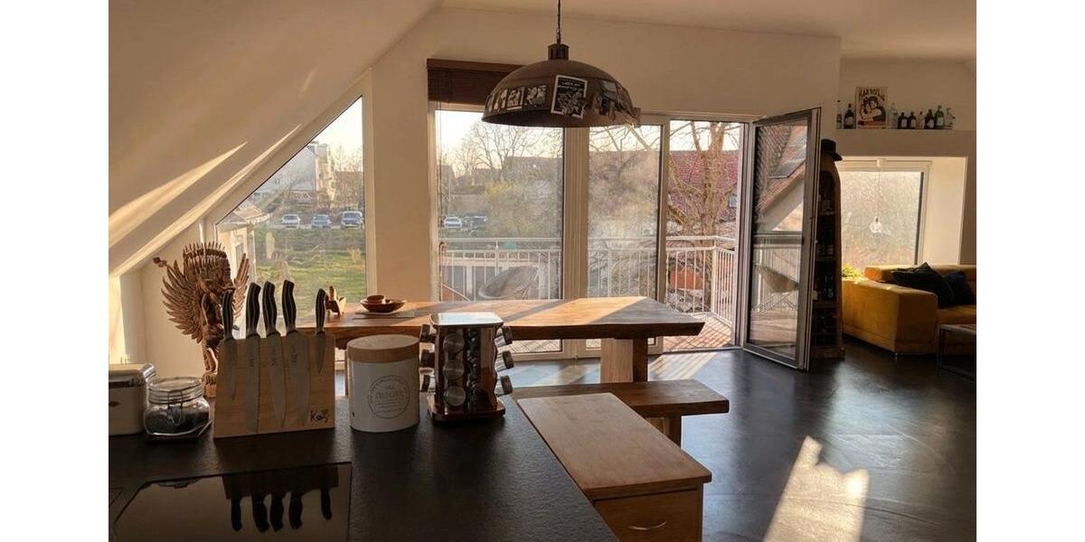 Dachgeschoßwohnung Neustadt an der Aisch - 3 Zimmer, 88 m&sup2;, 1.270&euro; | Angebot:26407168