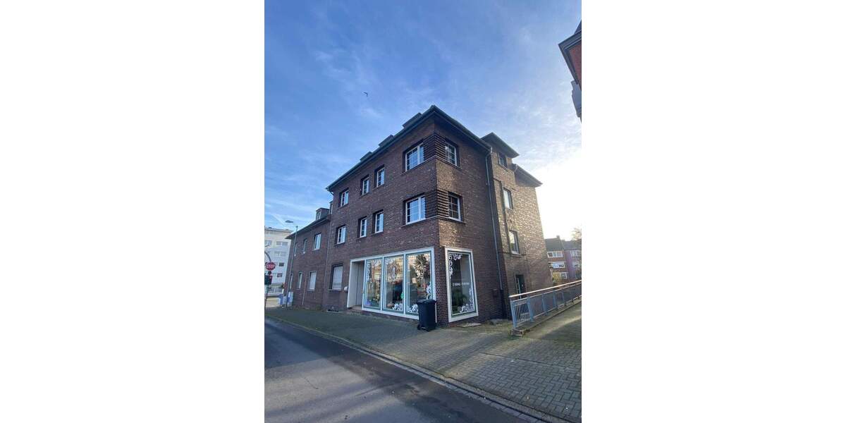 Etagenwohnung Bottrop Stadtmitte - 4 Zimmer, 120 m&sup2;, 900&euro; | Angebot:24424381