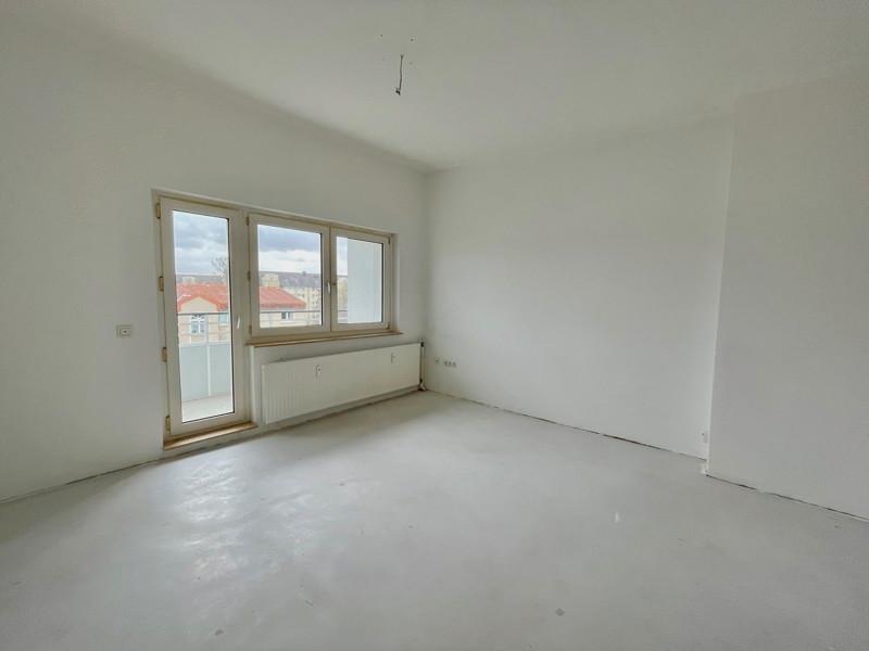 Geräumige 2,5-Zi.-Wohnung mit Balkon! zimmer