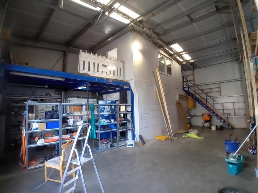 Lager Halle garage schuppen scheune firmensitz GewGebiet Roisdorf zimmer