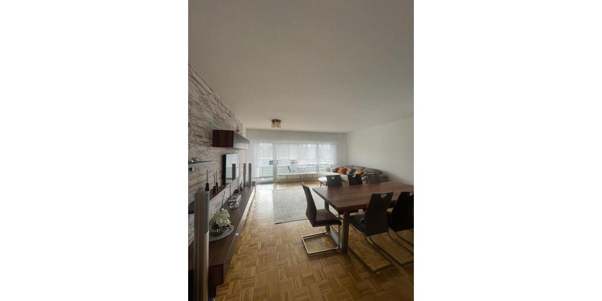 Hochparterre Essen Stadtbezirk IX - 4 Zimmer, 109 m&sup2;, 1.110&euro; | Angebot:25163107