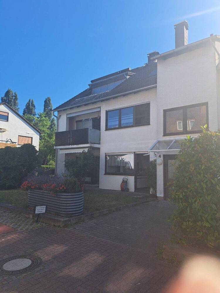 **Große Erdgeschoßwohnung mit Terrasse, seniorenfreundlich !, KAUFEN statt mieten!!***