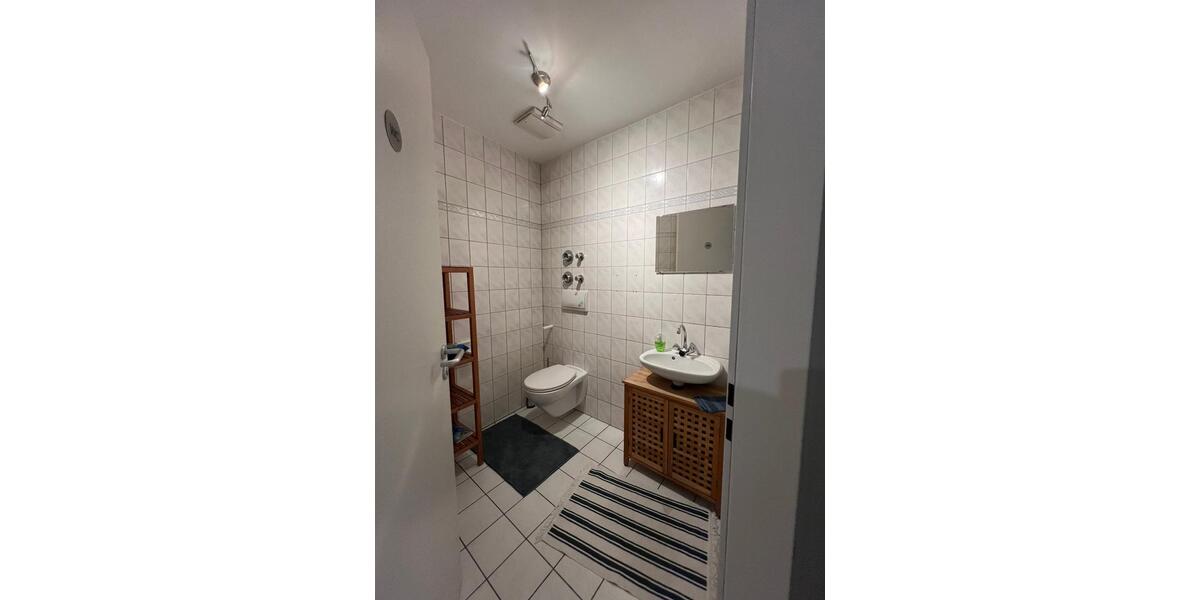 Etagenwohnung Tirschenreuth - 3 Zimmer, 130 m&sup2;, 910&euro; | Angebot:26056577