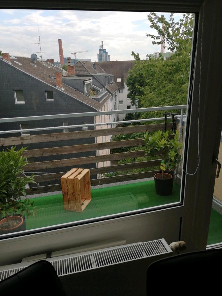 ANFRAGESTOPP Süße DG Wohnung ab Oktober