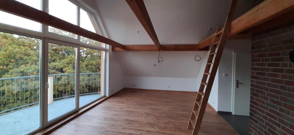 Dachgeschoßwohnung Jacobsdorf - 1 Zimmer, 50 m&sup2;, 460&euro; | Angebot:24429097