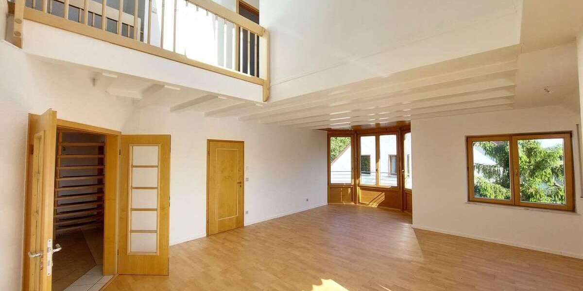 Etagenwohnung Wiesbaden Südost - 5 Zimmer, 147 m&sup2;, 1.900&euro; | Angebot:26216765