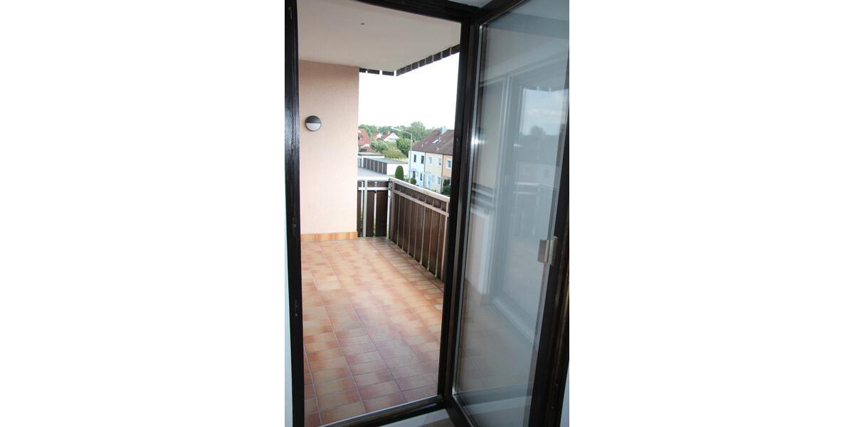 Etagenwohnung Roth - 3 Zimmer, 84 m&sup2;, 1.100&euro; | Angebot:26261890