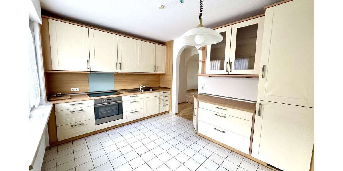 Etagenwohnung Kaiserslautern Bahnheim - 3 Zimmer, 75 m&sup2;, 690&euro; | Angebot:26857186