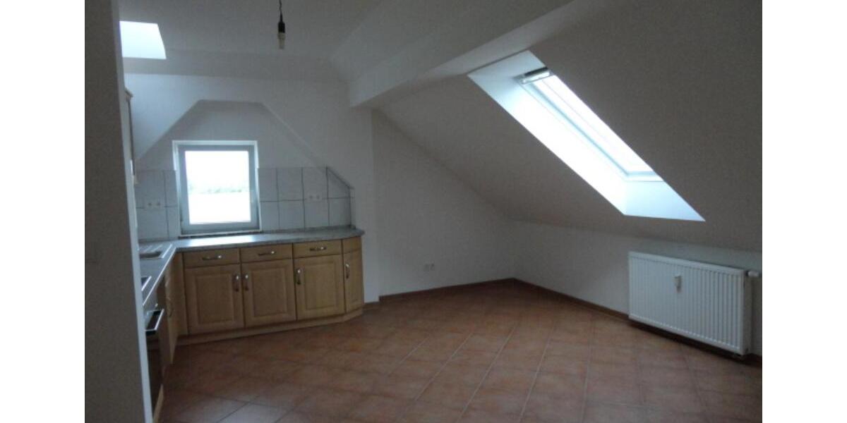 Dachgeschoßwohnung Berlin Lichtenberg - 3 Zimmer, 1.050&euro; | Angebot:23312554