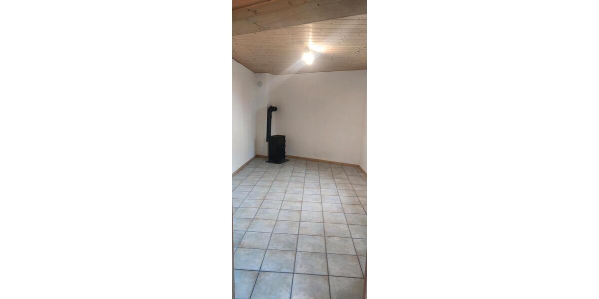 Einfamilienhaus Empfingen - 6 Zimmer, 170 m&sup2;, 1.400&euro; | Angebot:25935051