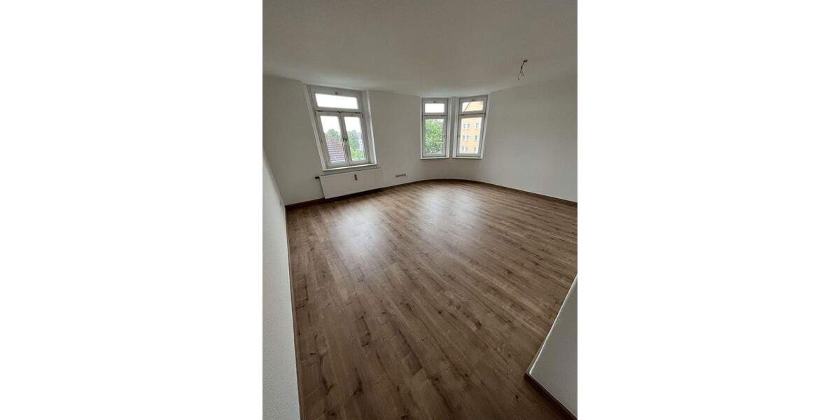 Erstbezug nach Renovierung - Helle 3-Raumwohnung mit Dusche und Badewanne im 3 zimmer