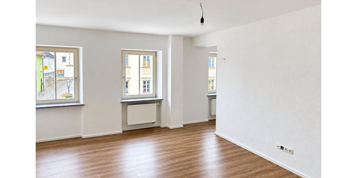 Etagenwohnung Freyung - 4 Zimmer, 99 m&sup2;, 670&euro; | Angebot:27604603