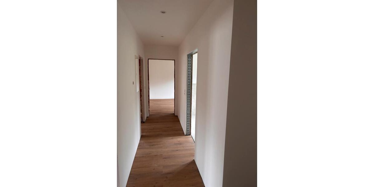 Erdgeschoßwohnung Bad Hersfeld - 3 Zimmer, 85 m&sup2;, 850&euro; | Angebot:25045919