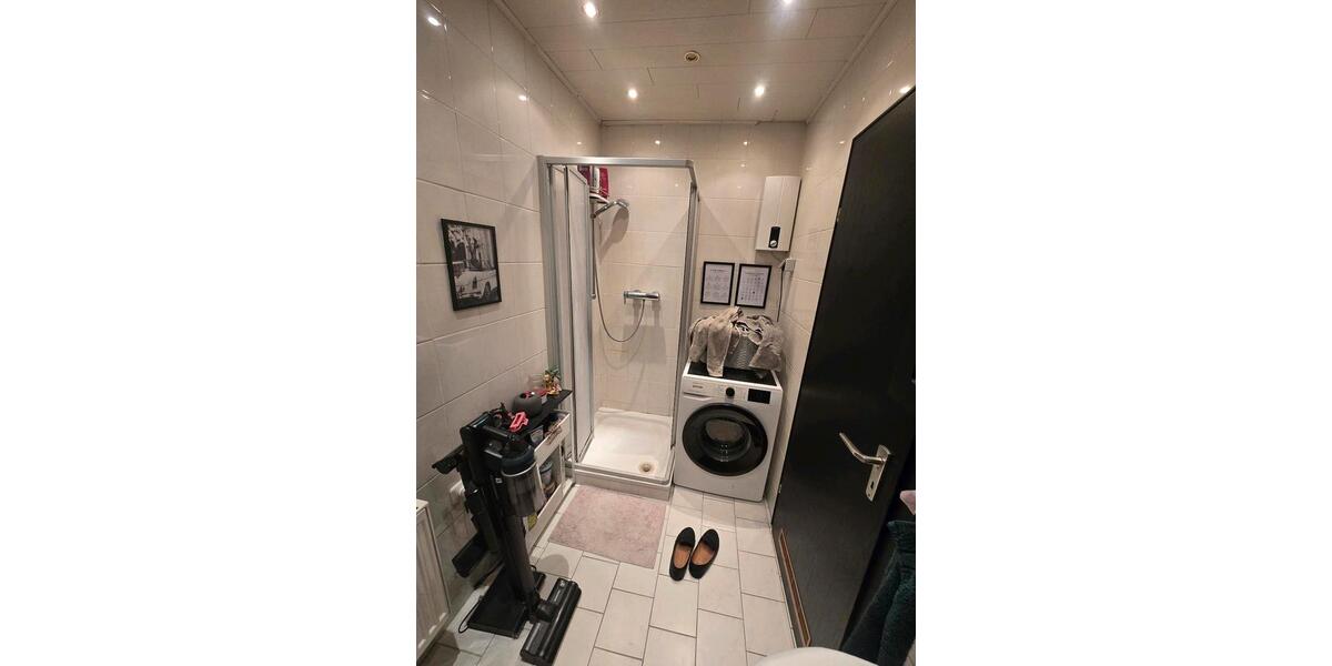 Etagenwohnung Köln Lindenthal - 1 Zimmer, 42 m&sup2;, 585&euro; | Angebot:25080024