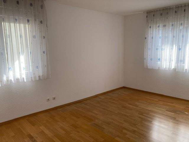 Etagenwohnung Stuttgart Möhringen - 2 Zimmer, 80 m&sup2;, 950&euro; | Angebot:25355823