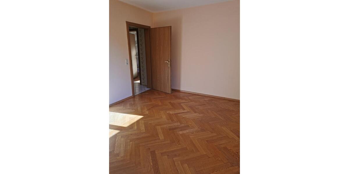 3-Zimmer-Wohnung zu vermieten, befristet auf 2,5 Jahre 3 zimmer