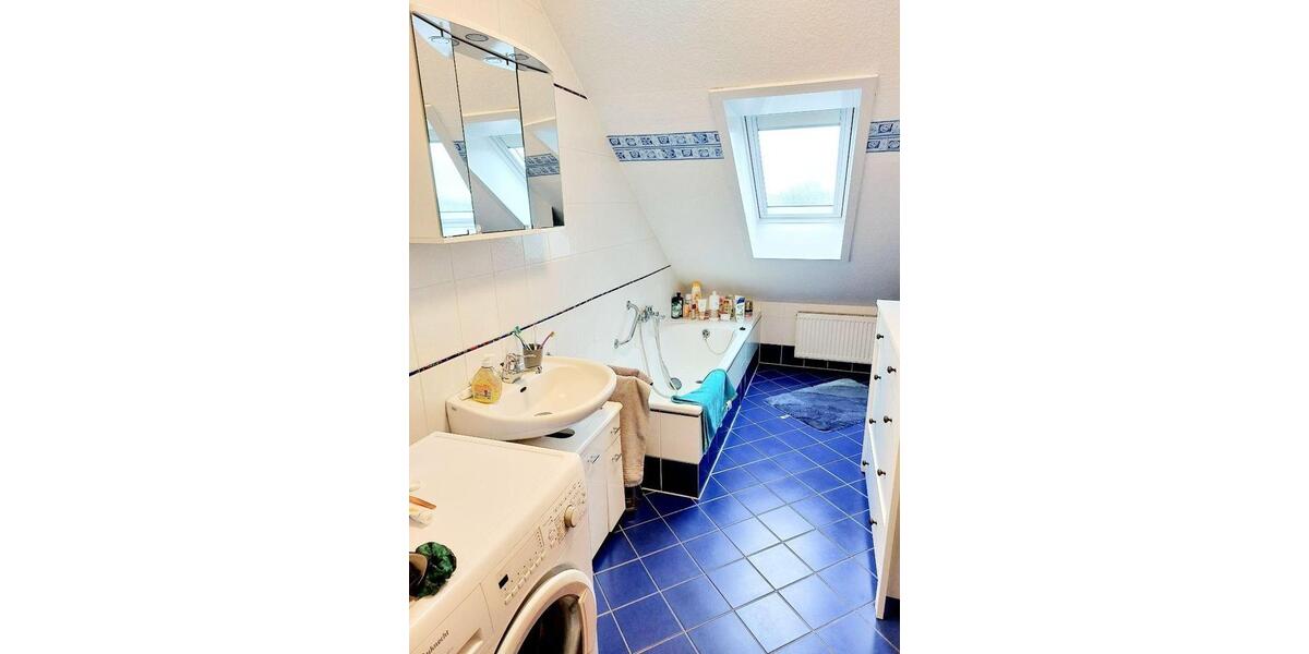 Dachgeschoßwohnung Dudenhofen - 3 Zimmer, 90 m&sup2;, 950&euro; | Angebot:26579068