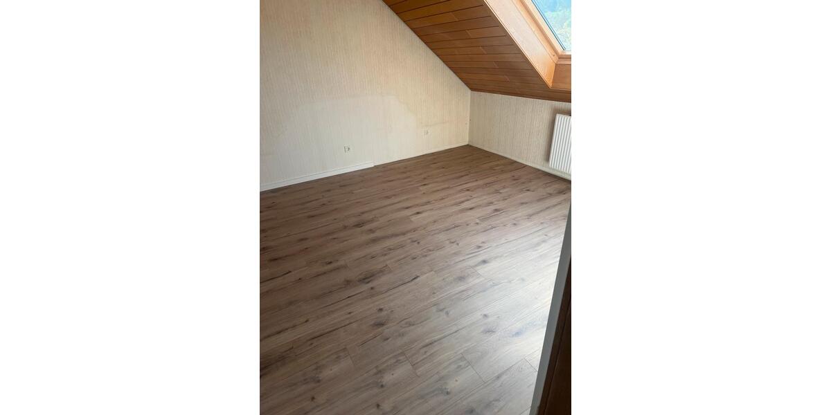 Etagenwohnung Mandelbachtal - 2 Zimmer, 78 m&sup2;, 600&euro; | Angebot:26278243