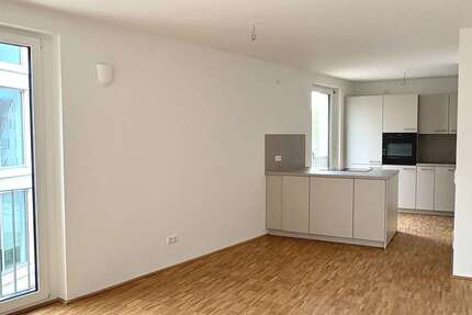 Wohnung Leonberg - 3 Zimmer, 86 m&sup2;, 1.560&euro; | Angebot:25193796