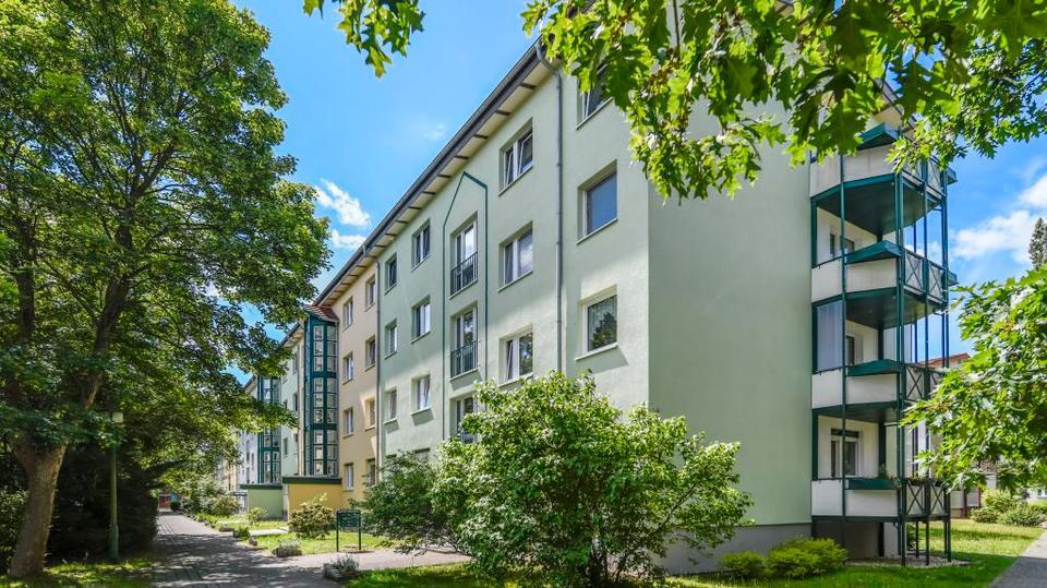 Helle 3-Raumwohnung mit Balkon und Einbauküche zimmer