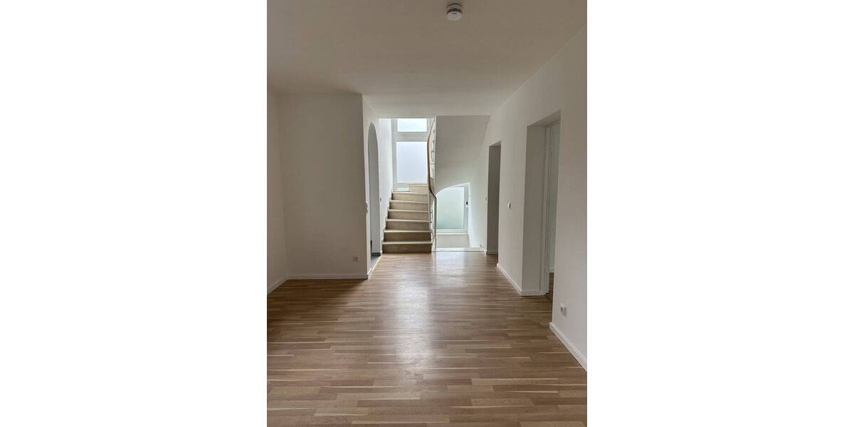 Einfamilienhaus Mühltal Nieder-Ramstadt - 7 Zimmer, 192 m&sup2;, 2.250&euro; | Angebot:26809699