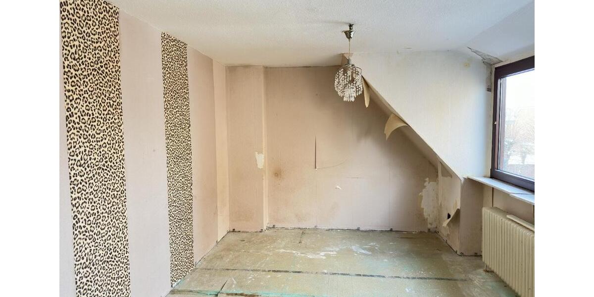 Dachgeschoßwohnung Emden Tholenswehr - 3 Zimmer, 70 m&sup2;, 540&euro; | Angebot:26023671