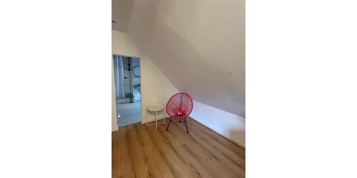 Dachgeschoßwohnung Sipplingen - 3 Zimmer, 80 m&sup2;, 1.290&euro; | Angebot:25870601