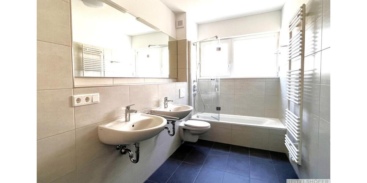 Etagenwohnung Ansbach - 2 Zimmer, 71 m&sup2;, 900&euro; | Angebot:24252327