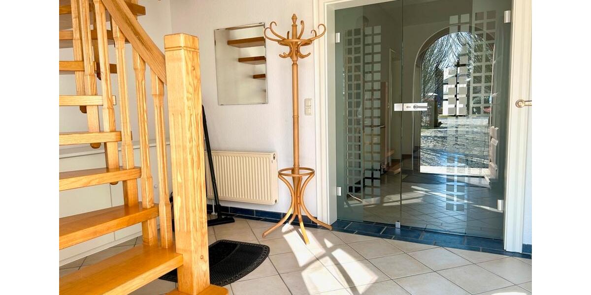 Erdgeschoßwohnung Ostrhauderfehn - 4 Zimmer, 121 m&sup2;, 940&euro; | Angebot:24678143