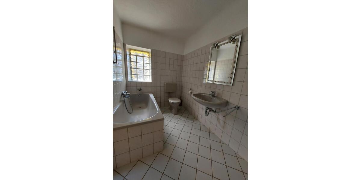 Einfamilienhaus Kastel-Staadt Staadt - 4 Zimmer, 110 m&sup2;, 1.200&euro; | Angebot:24673532