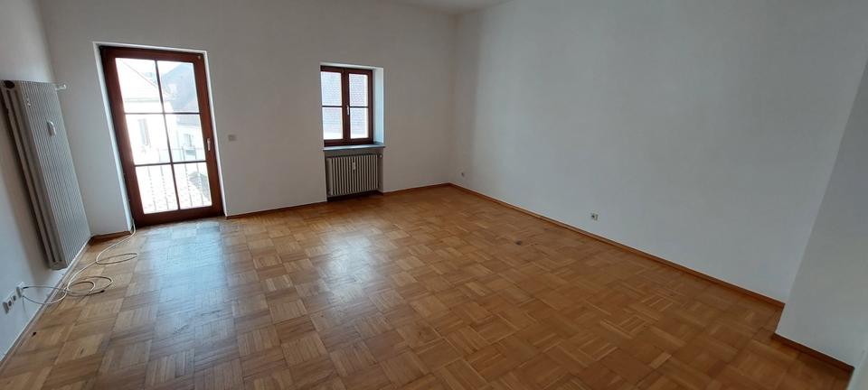 Etagenwohnung Neunburg vorm Wald - 3 Zimmer, 85 m&sup2;, 950&euro; | Angebot:26676119