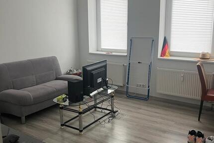 2-Raum-Wohnung - ca. 44 qm, EG, Kustrenaer Straße, BBG zimmer