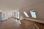 Dachgeschoßwohnung Bayreuth Bernecker Straße / Insel / Riedelsberg - 4 Zimmer, 143 m&sup2;, 2.155&euro; | Angebot:26147855