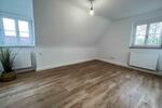 Dachgeschoßwohnung Nürtingen - 3 Zimmer, 58 m&sup2;, 895&euro; | Angebot:26588244