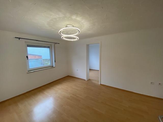 Etagenwohnung Kolitzheim - 2.5 Zimmer, 85 m&sup2;, 550&euro; | Angebot:26086251