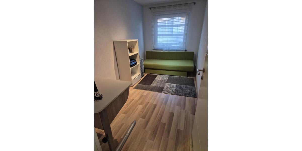 Etagenwohnung Calw - 2 Zimmer, 117 m&sup2;, 1.500&euro; | Angebot:26611969