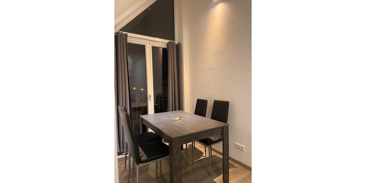 Dachgeschoßwohnung Neunburg vorm Wald - 2 Zimmer, 53 m&sup2;, 620&euro; | Angebot:26101472
