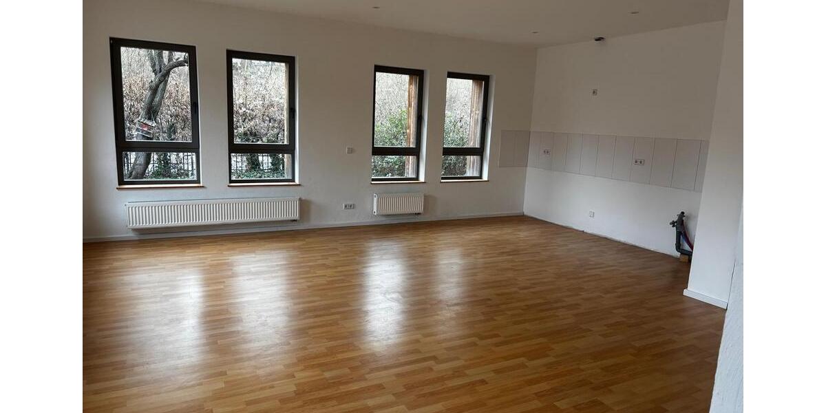 Etagenwohnung Eberswalde - 4 Zimmer, 120 m&sup2;, 1.300&euro; | Angebot:25646531