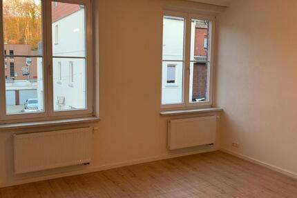 4 moderne Wohnungen zwischen 75 m² und 93 m² im Herzen Übach-Palenberg zu vermieten (detailliert in Beschreibung) 2 zimmer