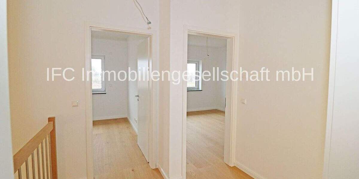 Doppelhaushälfte Dessau-Roßlau Kochstedt - 4 Zimmer, 133 m&sup2;, 1.700&euro; | Angebot:25705753