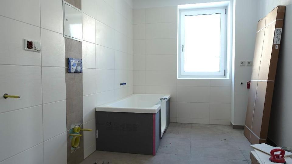 Erdgeschoßwohnung Pulsnitz - 3 Zimmer, 80 m&sup2;, 850&euro; | Angebot:24582954