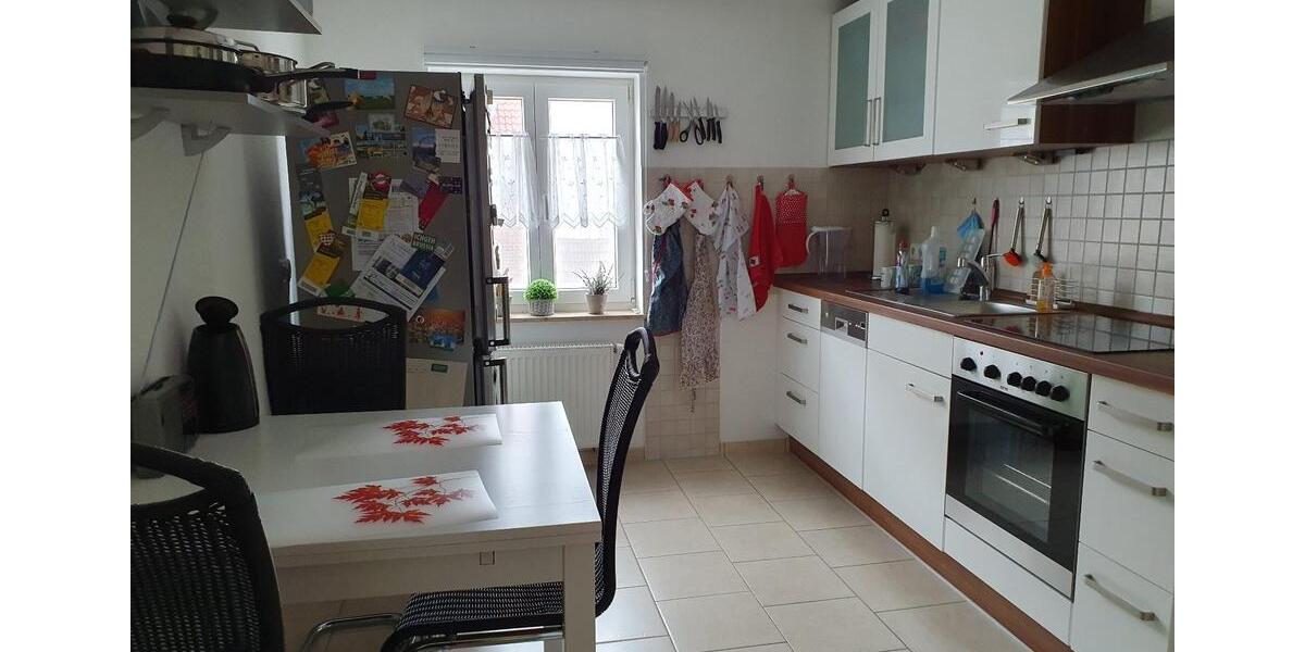 Dachgeschoßwohnung Erfurt Andreasvorstadt - 2 Zimmer, 67 m&sup2;, 600&euro; | Angebot:26552005