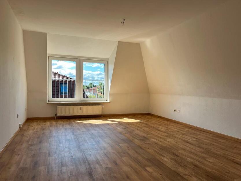 3 Zimmer Dachgeschoßwohnung - Anmietung nur mit gültigem WBS