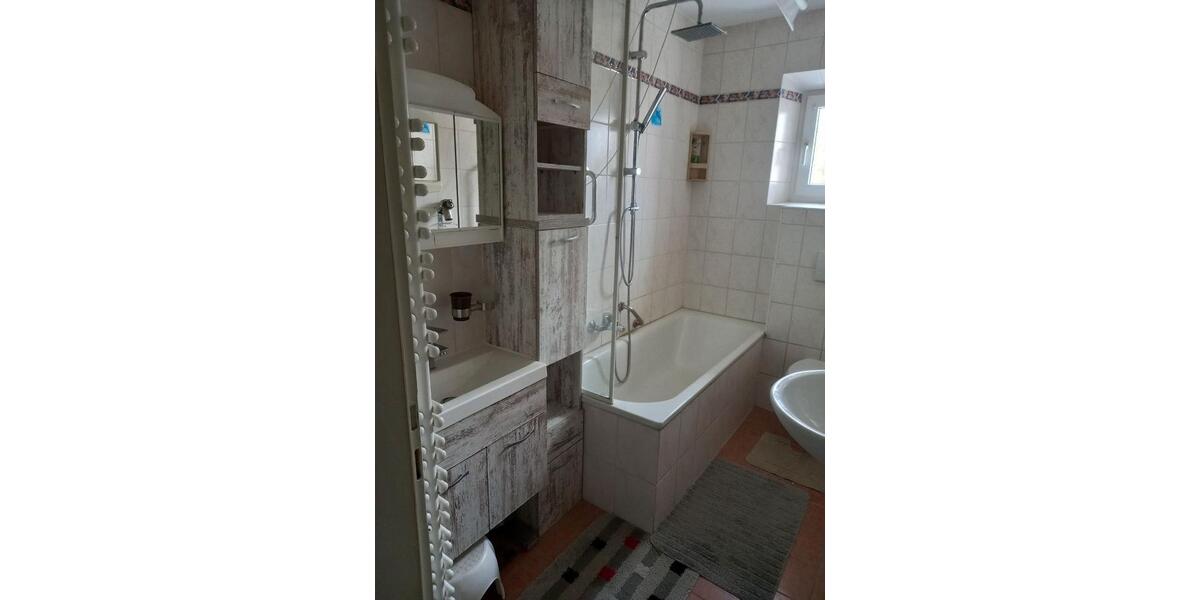 Etagenwohnung Arzberg - 2 Zimmer, 40 m&sup2;, 75&euro; | Angebot:26546224
