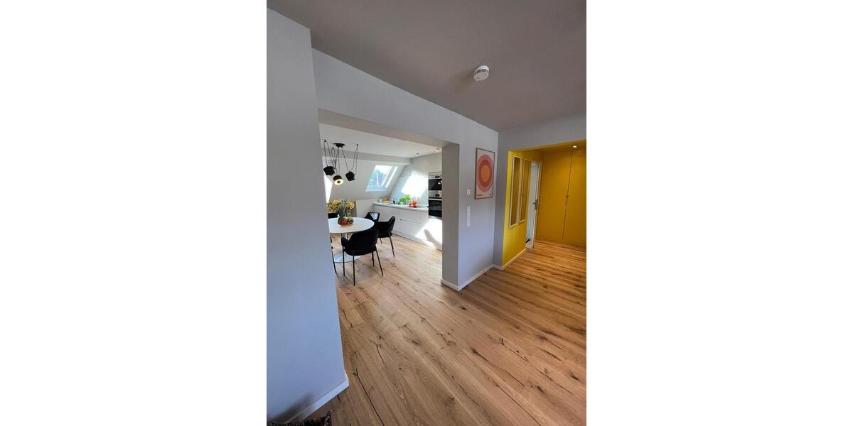 Etagenwohnung Düsseldorf Stadtbezirk 3 - 4 Zimmer, 71 m&sup2;, 1.600&euro; | Angebot:26630920