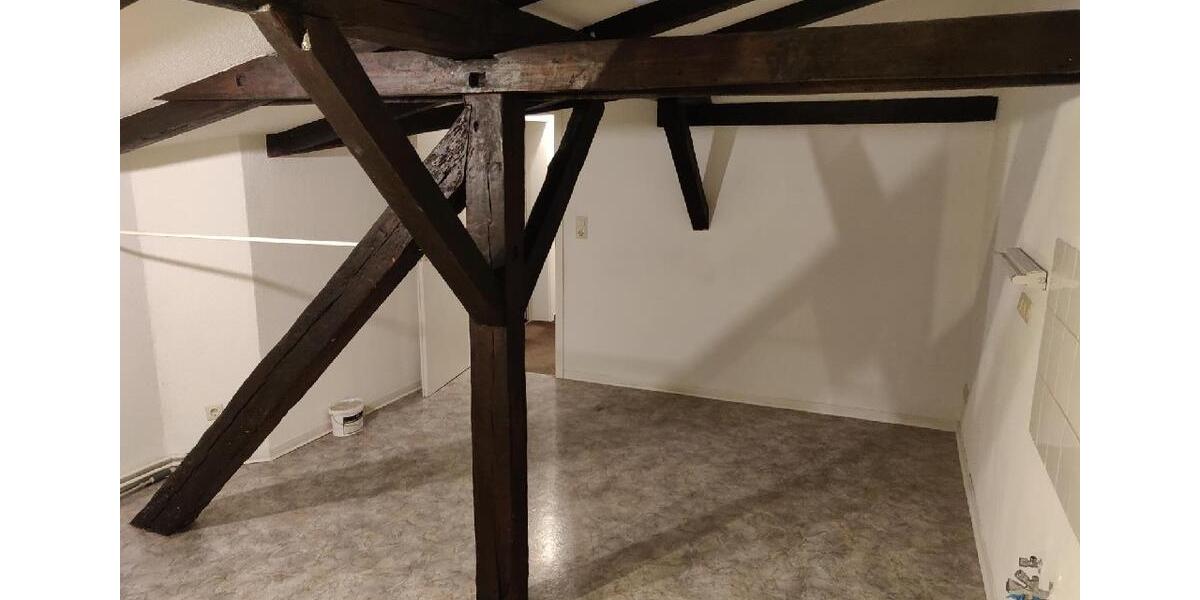 Dachgeschoßwohnung Eisleben (Lutherstadt) - 4 Zimmer, 115 m&sup2;, 650&euro; | Angebot:10050043